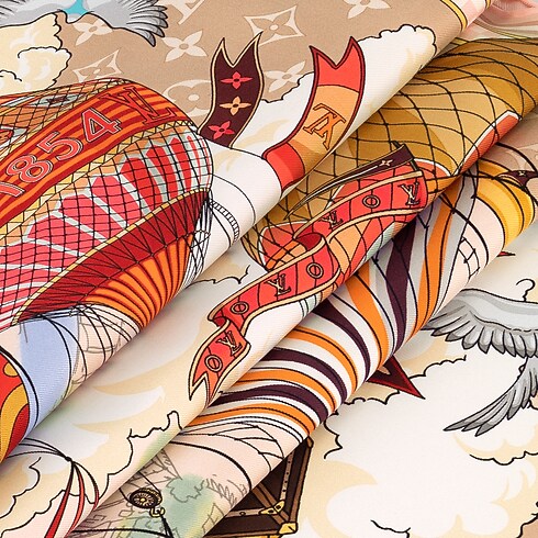 From The Cloud Square 90 S00 in Women's Accessories Silk Squares and Bandeaux collections by Louis Vuitton (Product zoom)