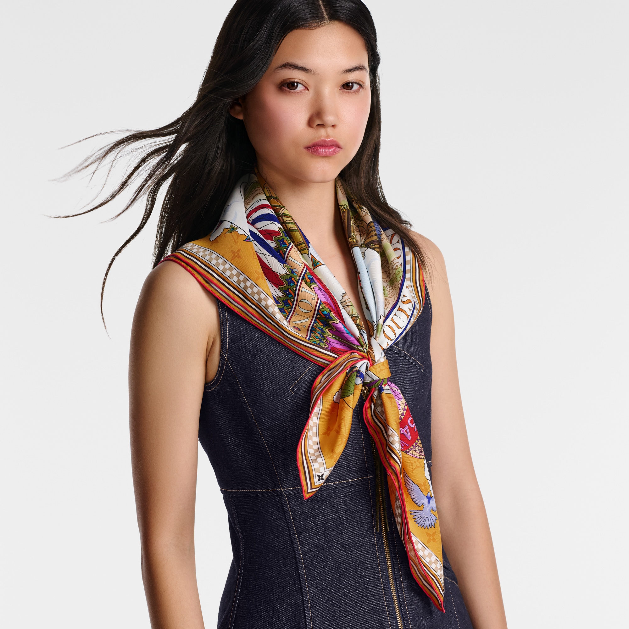 From The Cloud Square 90 S00 in Women