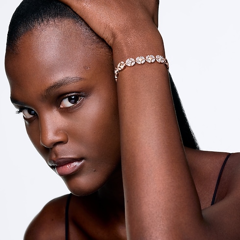 Galaxie Bracelet, Pink Gold and Diamonds in Les Extraordinaires's Jewellery Bracelets collections by Louis Vuitton (Product zoom)
