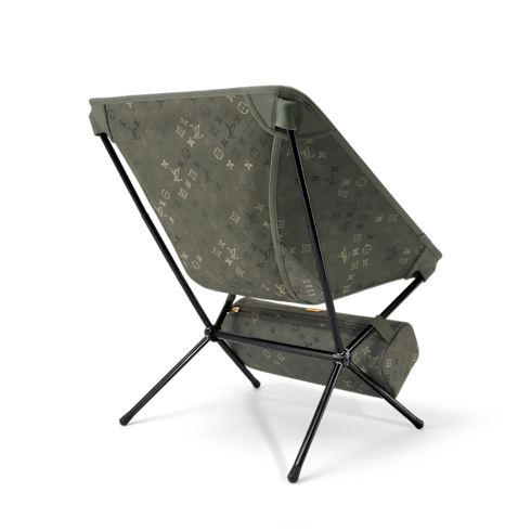 Glamping Chair S00 in Trunks, Travel and Home's Sport and Games } collections by Louis Vuitton (Product zoom)