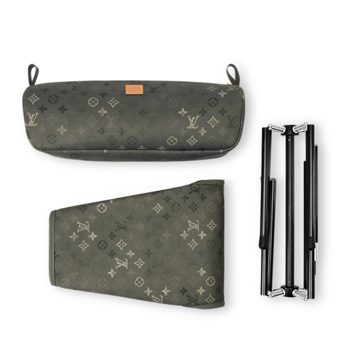 Glamping Chair S00 in Trunks, Travel and Home's Sport and Games } collections by Louis Vuitton (Product zoom)