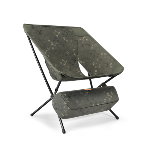 Glamping Chair S00 in Trunks, Travel and Home's Sport and Games } collections by Louis Vuitton (Product zoom)