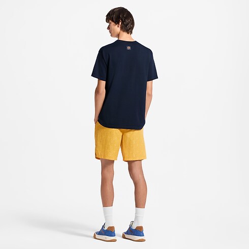 Graphic Signature Short-Sleeved Crewneck ambiance view