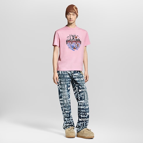 Graphic T-Shirt in Men's Ready-to-Wear T-Shirts and Polos collections by Louis Vuitton (Product zoom)