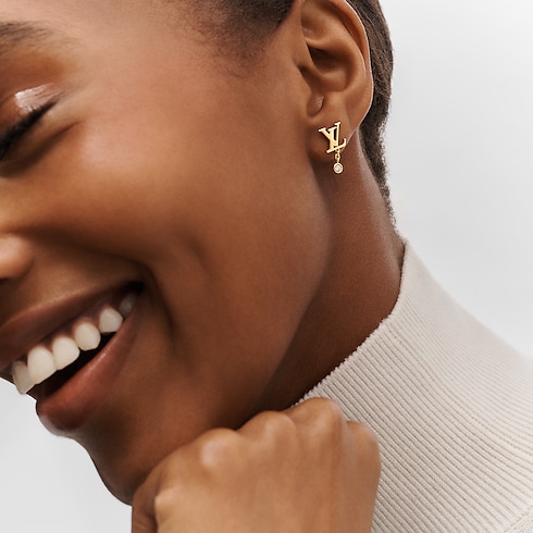 Idylle Blossom LV Ear stud, Yellow gold and diamond - PER UNIT in Jewellery's Categories All Fine Jewellery collections by Louis Vuitton (Product zoom)