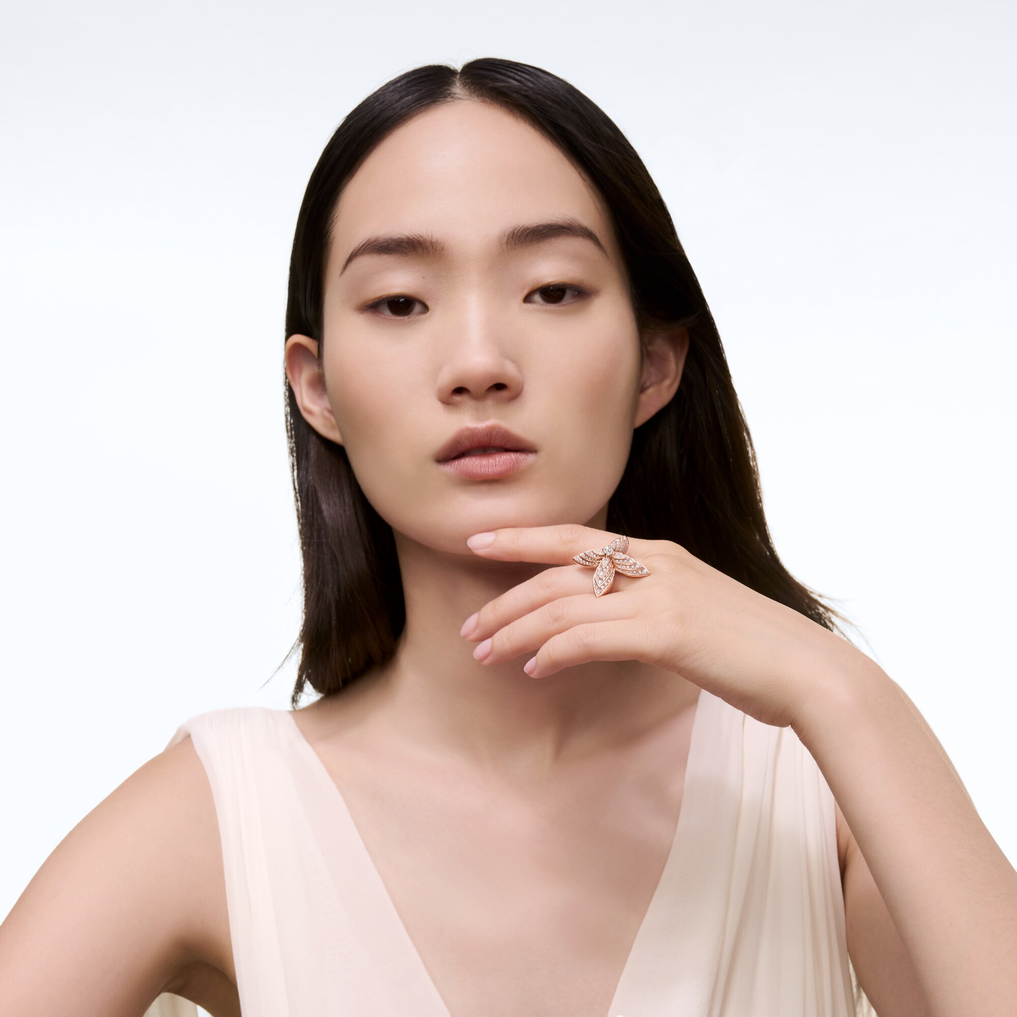 Idylle Blossom Ring, Rose Gold and Diamonds  in Les Extraordinaires