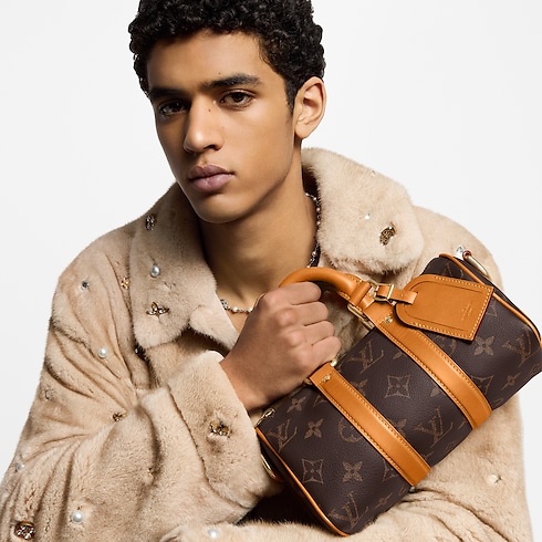 Keepall Bandoulière 25 Autres Cuirs Monogram in Bags and Small Leather Goods's Men Bags LV Icons collections by Louis Vuitton (Product zoom)