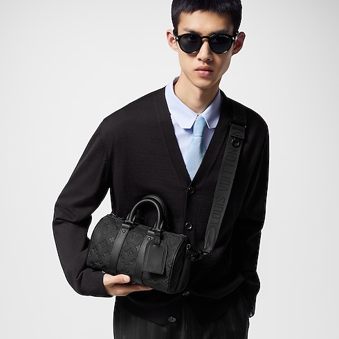 Keepall Bandoulière 25 Bag Monogram Taurillon Leather in Men's Bags All Collections collections by Louis Vuitton (Product zoom)