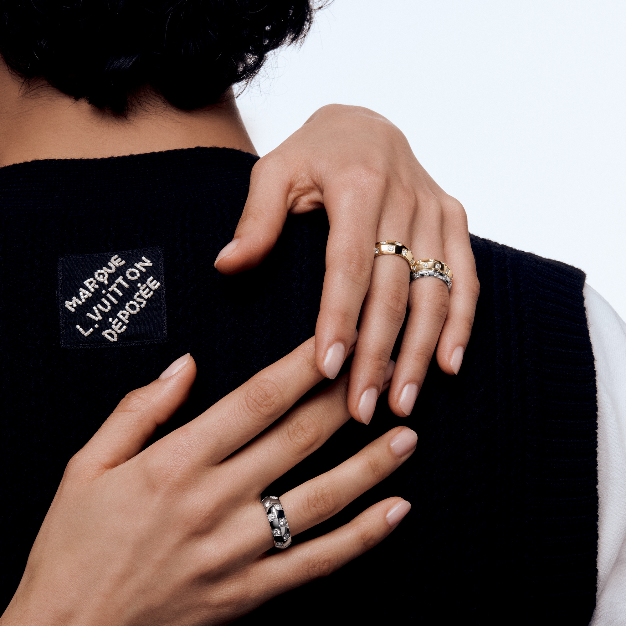 Le Damier de Louis Vuitton Medium Ring, Yellow Gold and Diamonds  Jewellery Categories Rings | LOUIS VUITTON (Product zoom)