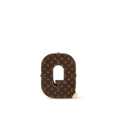 Letter Trunk Q Monogram Canvas in Les Extraordinaires's Hardsided Letter Trunks collections by Louis Vuitton (Product zoom)
