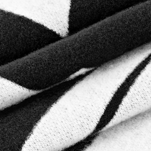 Lock And Keys Scarf S00 in Women's Accessories Scarves collections by Louis Vuitton (Product zoom)