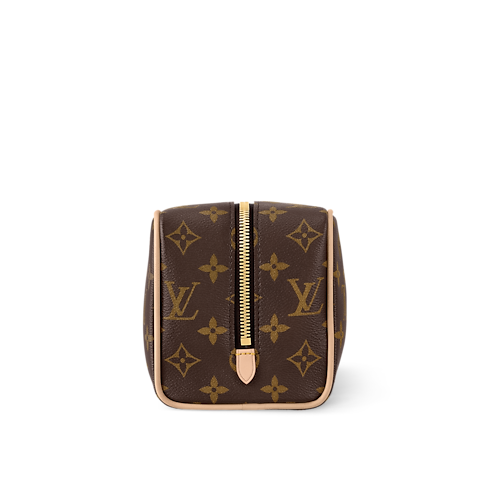 Locker Dopp Kit Monogram Canvas in Men's Travel Travel Accessories and Organisers collections by Louis Vuitton (Product zoom)