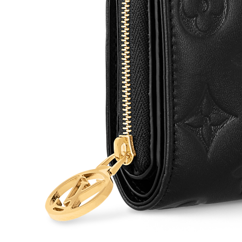 Lou Coussin Wallet Coussin in Women's Wallets and Small Leather Goods All Wallets and Small Leather Goods collections by Louis Vuitton (Product zoom)