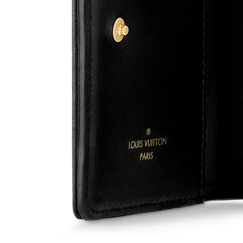 Lou Coussin Wallet Coussin in Women's Wallets and Small Leather Goods All Wallets and Small Leather Goods collections by Louis Vuitton (Product zoom)