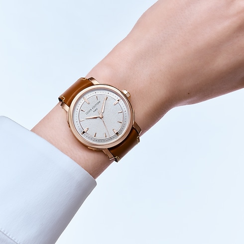 Louis Vuitton Escale, Automatic, 39mm, Rose Gold in Watches's All Watches } collections by Louis Vuitton (Product zoom)