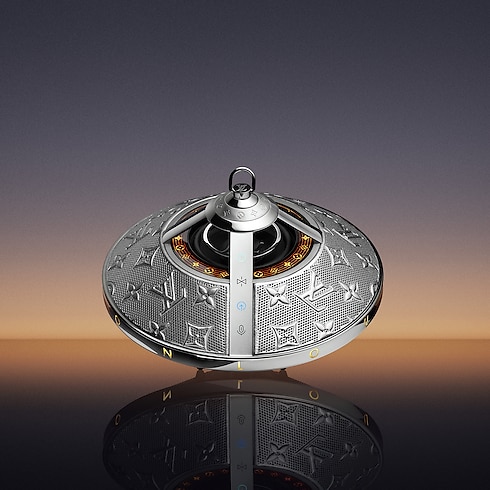 Louis Vuitton Horizon Light Up Speaker Silver in Trunks, Travel and Home's High-Tech Objects and Accessories Audio, Connected Watches and Accessories collections by Louis Vuitton (Product zoom)