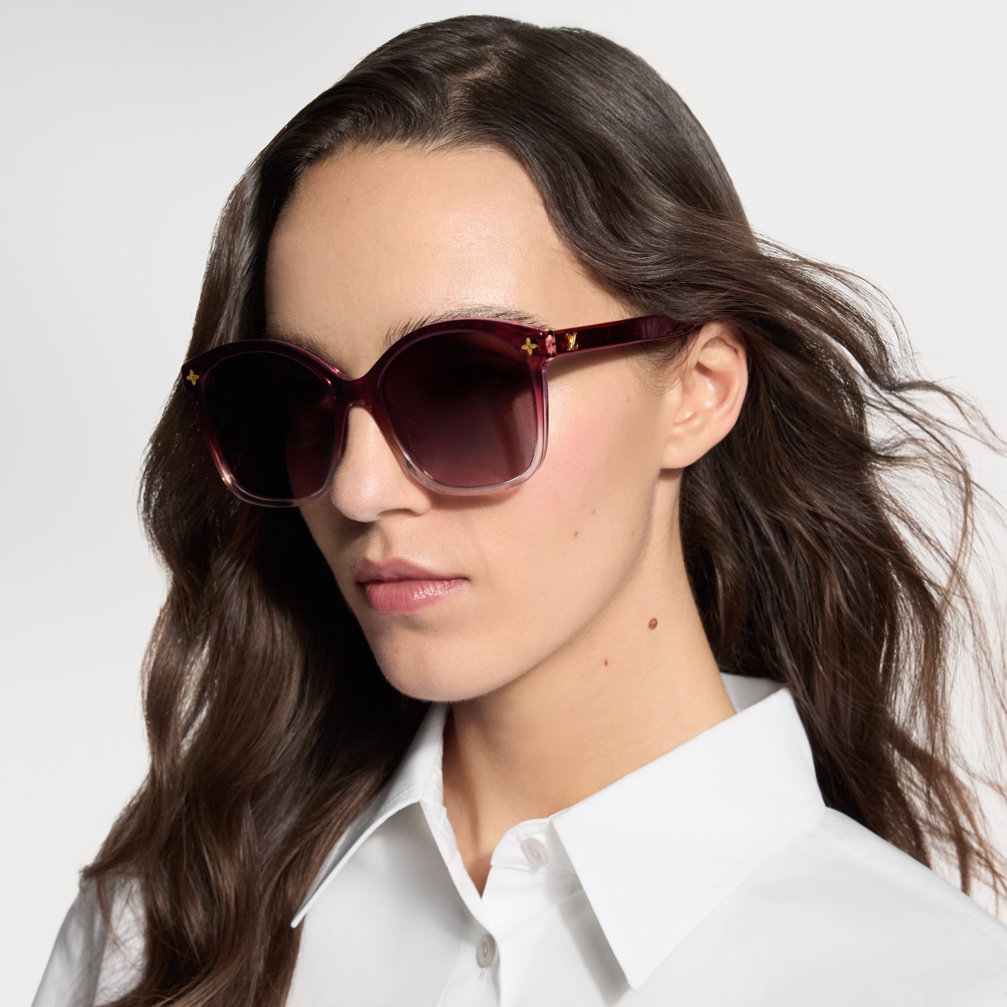 Louis Vuitton Sunglasses LV Aura Cat Eye Pink Eyewear LV Aura Cat Eye Sunglasses S00 - Women - Accessories | LOUIS  main image 3