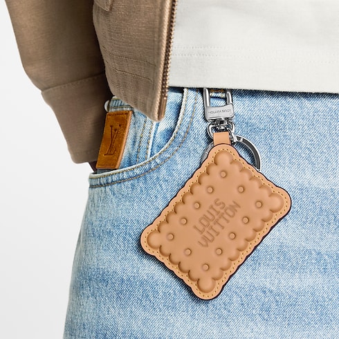 LV Biscuit Key Holder and Bag Charm S00 in Men's Accessories Key Holders and Bag Charms collections by Louis Vuitton (Product zoom)