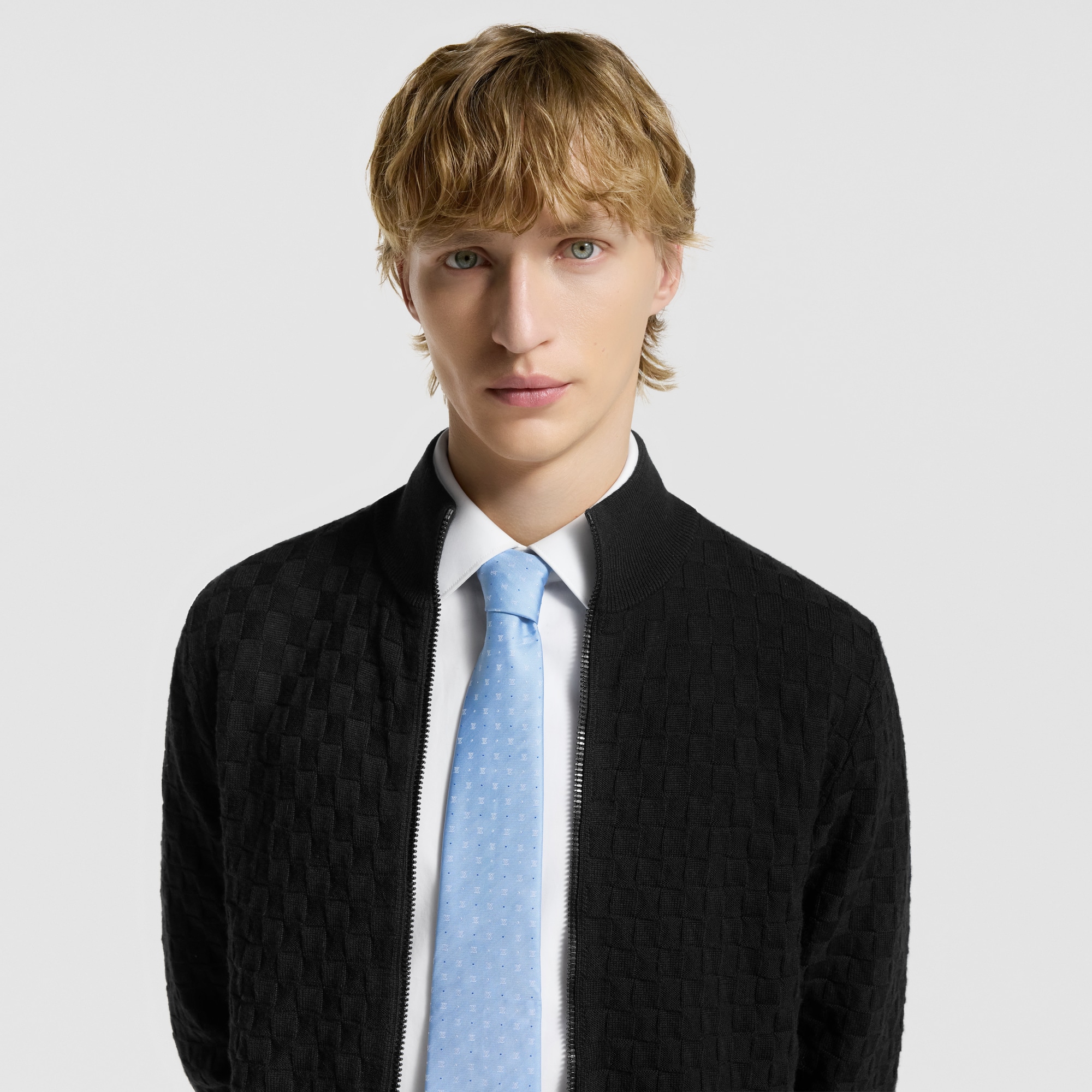 LV Blason Dots Tie S00 in Men