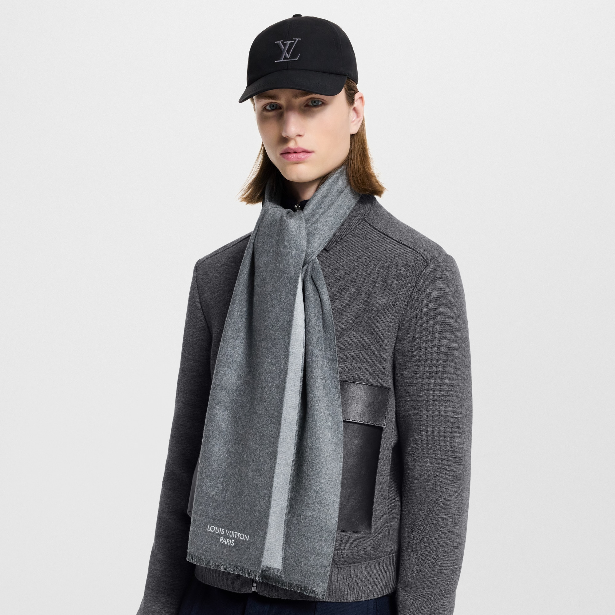 LV Bliss Scarf S00 in Men