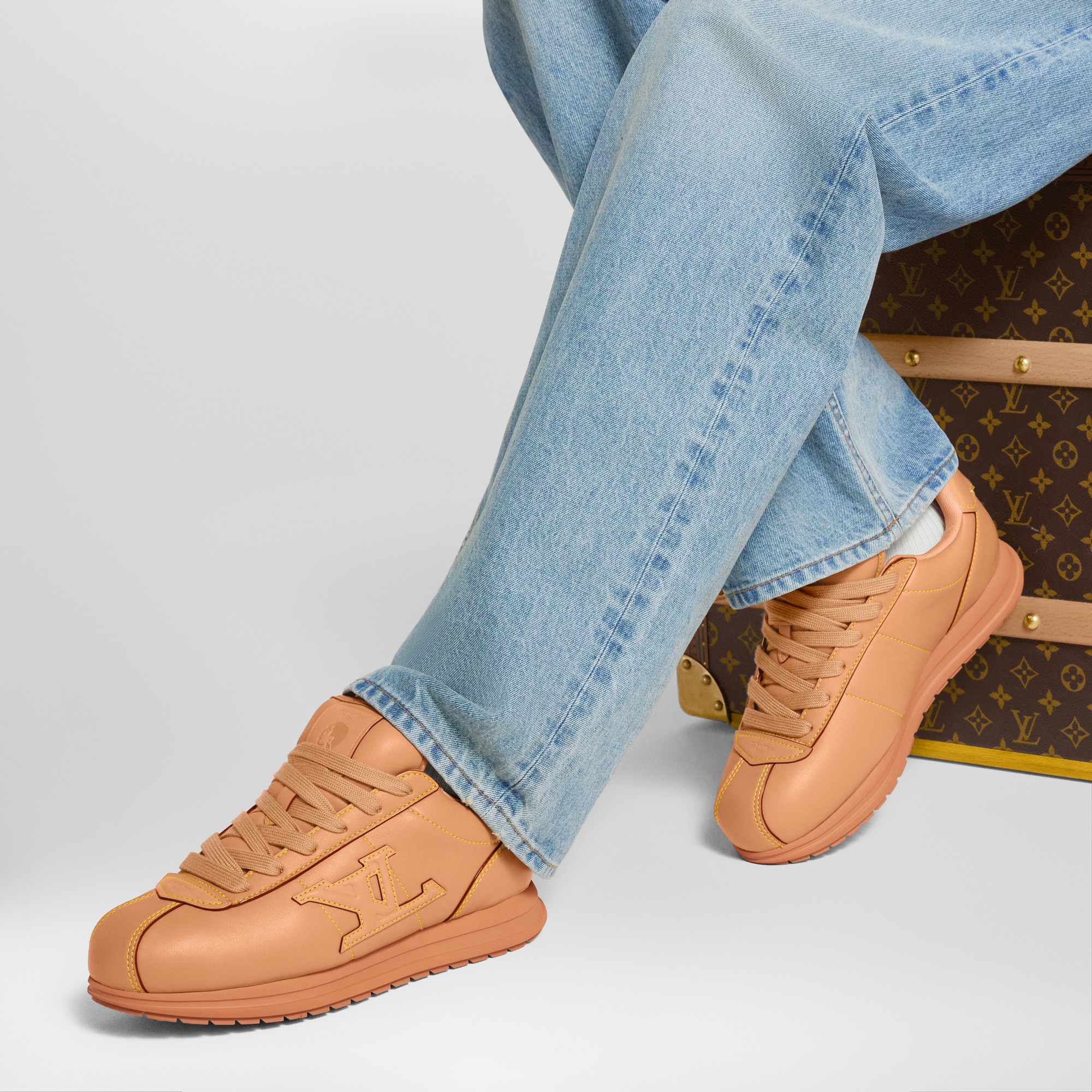 LV BUTTERSOFT Sneaker  in Men