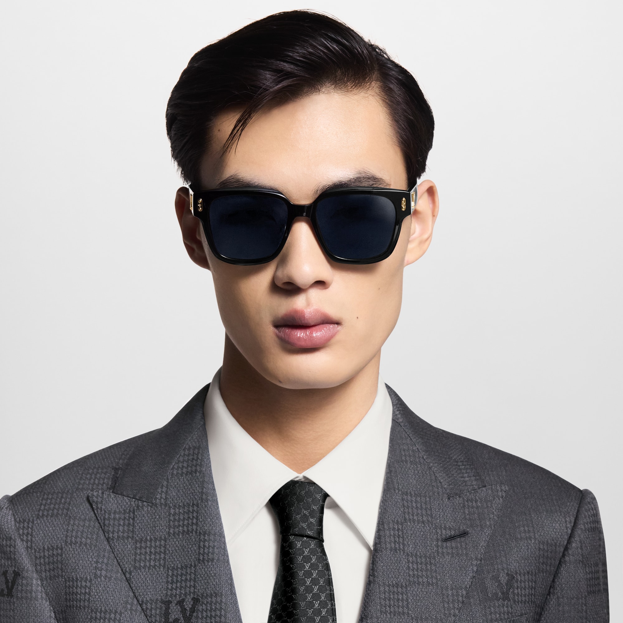 LV Confidence Square Sunglasses S00 in Men