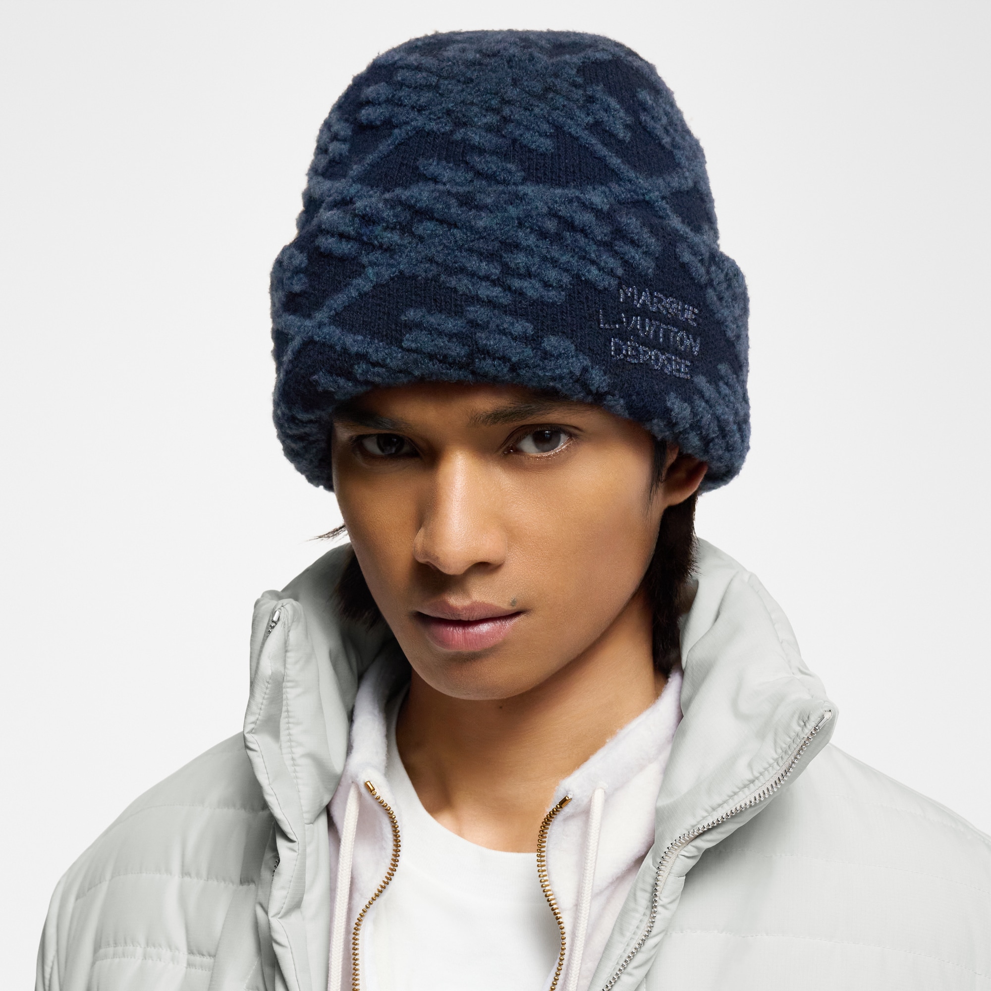 LV Crush Damier Argyle Beanie S00 in Men