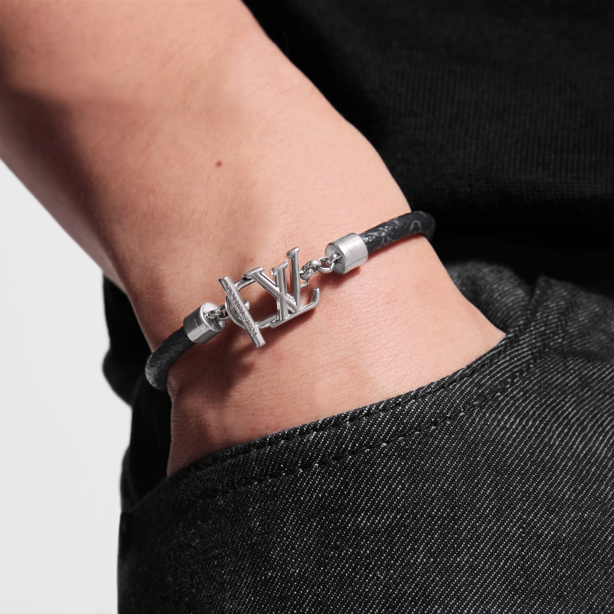 LV Dimension Cordon Bracelet  in Men