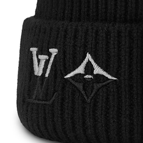 LV Dual Beanie S00 in Men's Accessories Hats, Beanies and Gloves collections by Louis Vuitton (Product zoom)