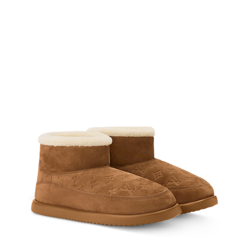 LV Easy Low Boot in Men's Shoes Boots collections by Louis Vuitton (Product zoom)