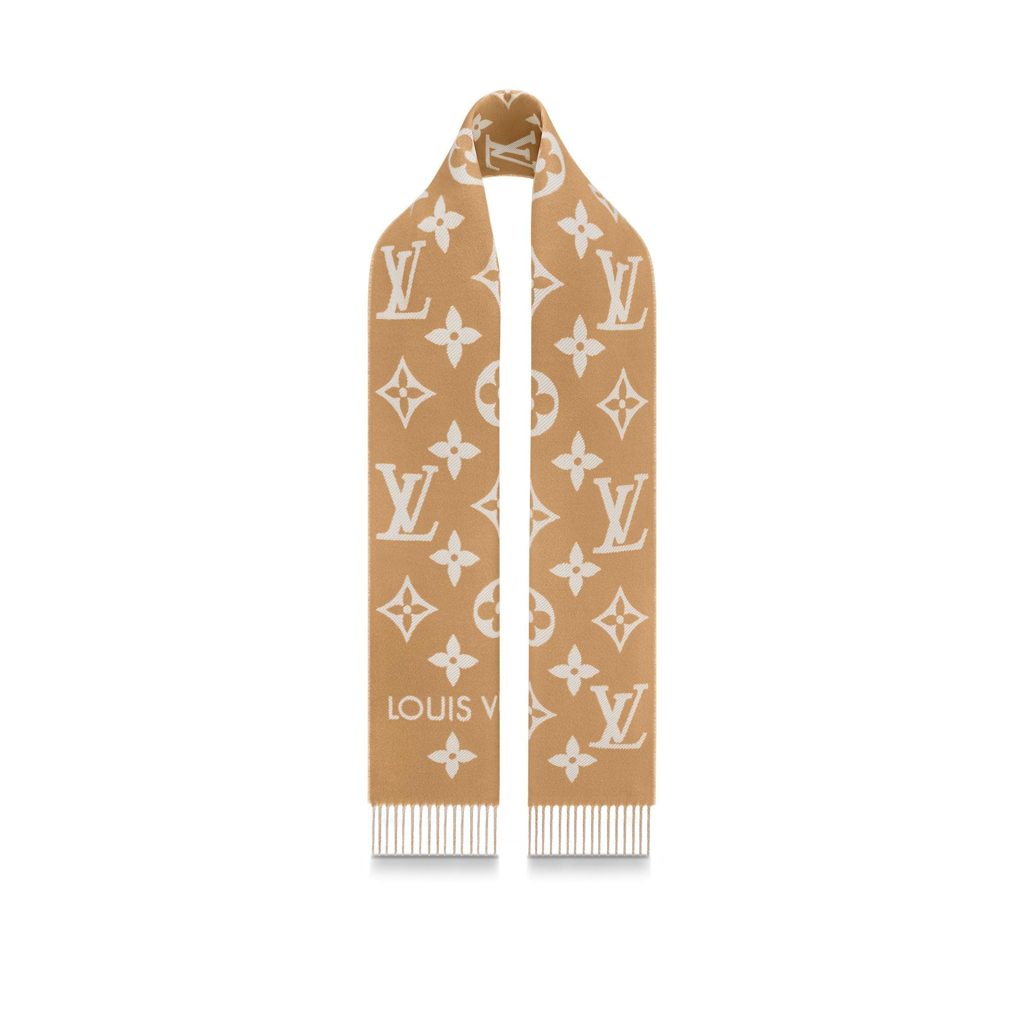 LV Essential Scarf S00 in Women