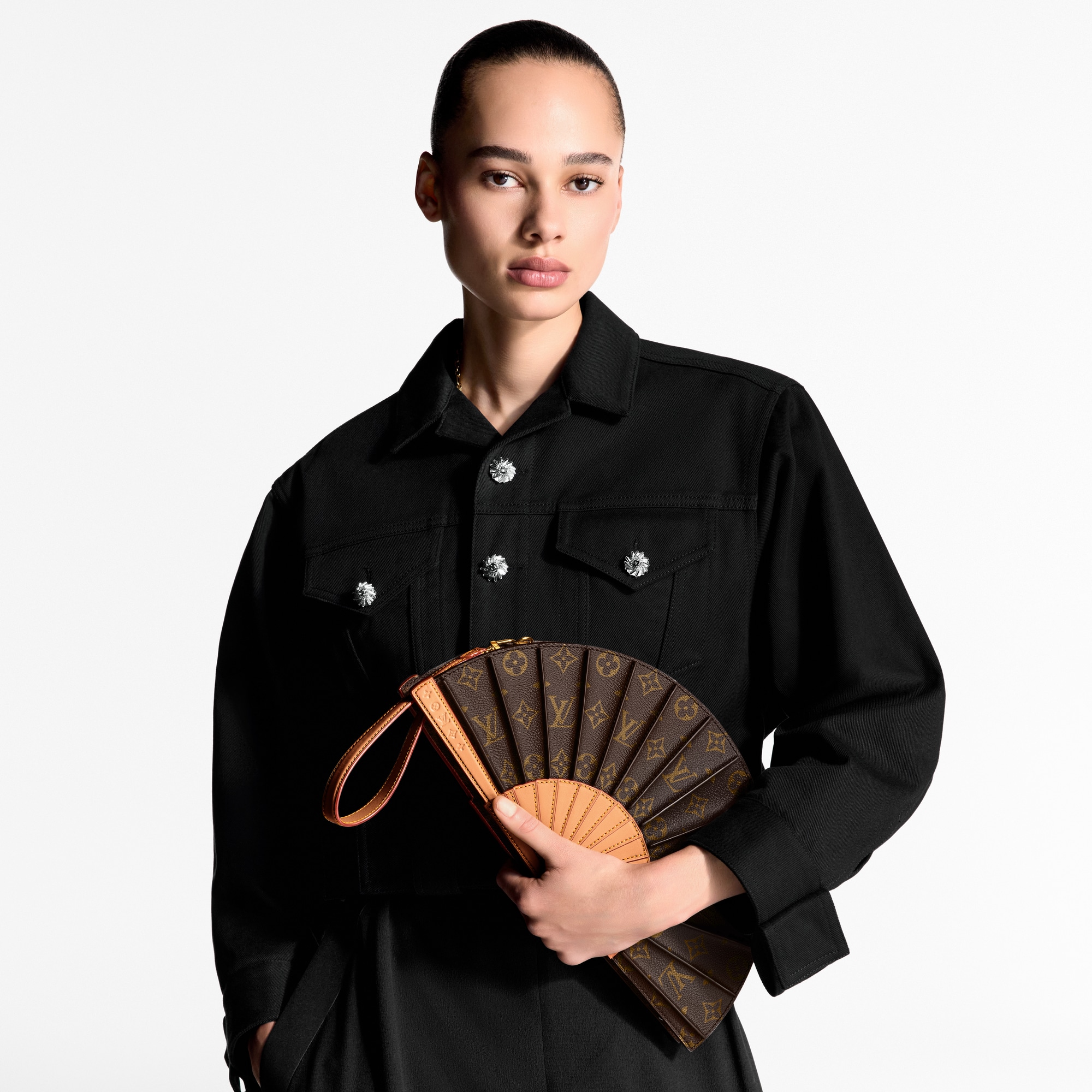 LV Fan Monogram Canvas in Women
