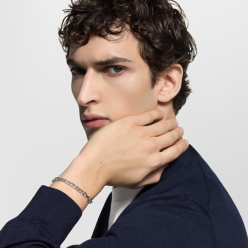 LV Figaro Bracelet S00 in Men's Fashion Jewelry Bracelets collections by Louis Vuitton (Product zoom)