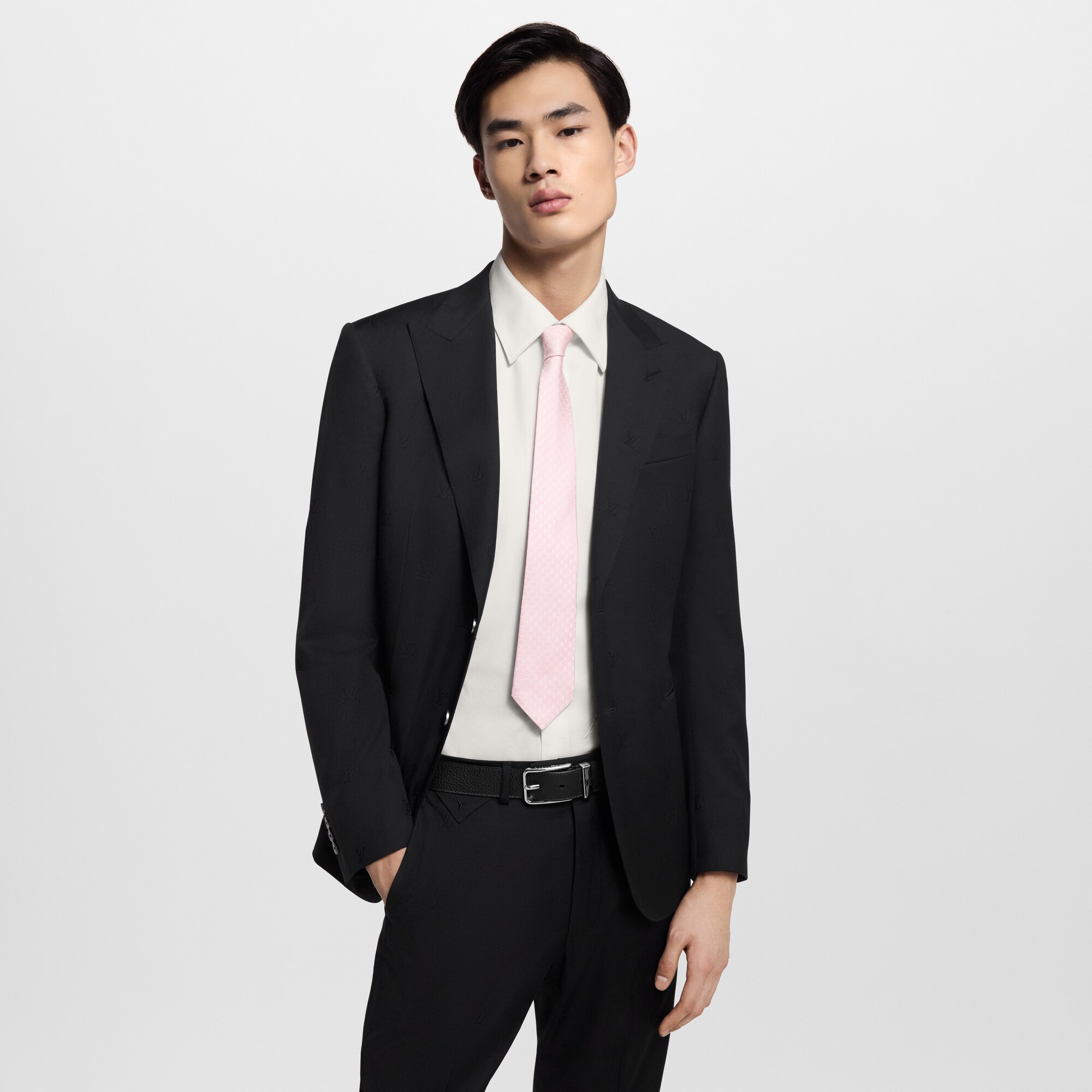 LV Fishnet Tie S00 in Men