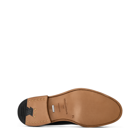 LV Flex Chelsea Boots in Men's Shoes Boots collections by Louis Vuitton (Product zoom)