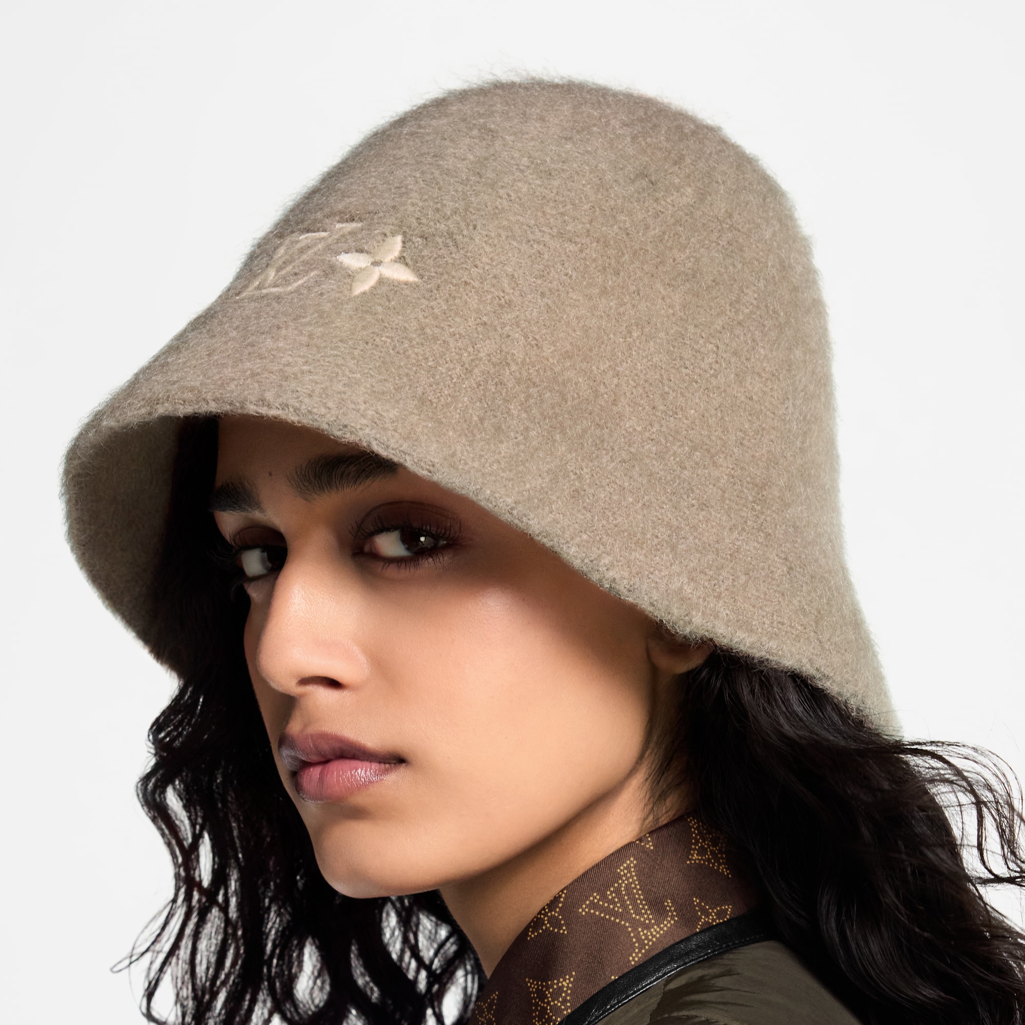 LV Fluffy Hat S00 in Women