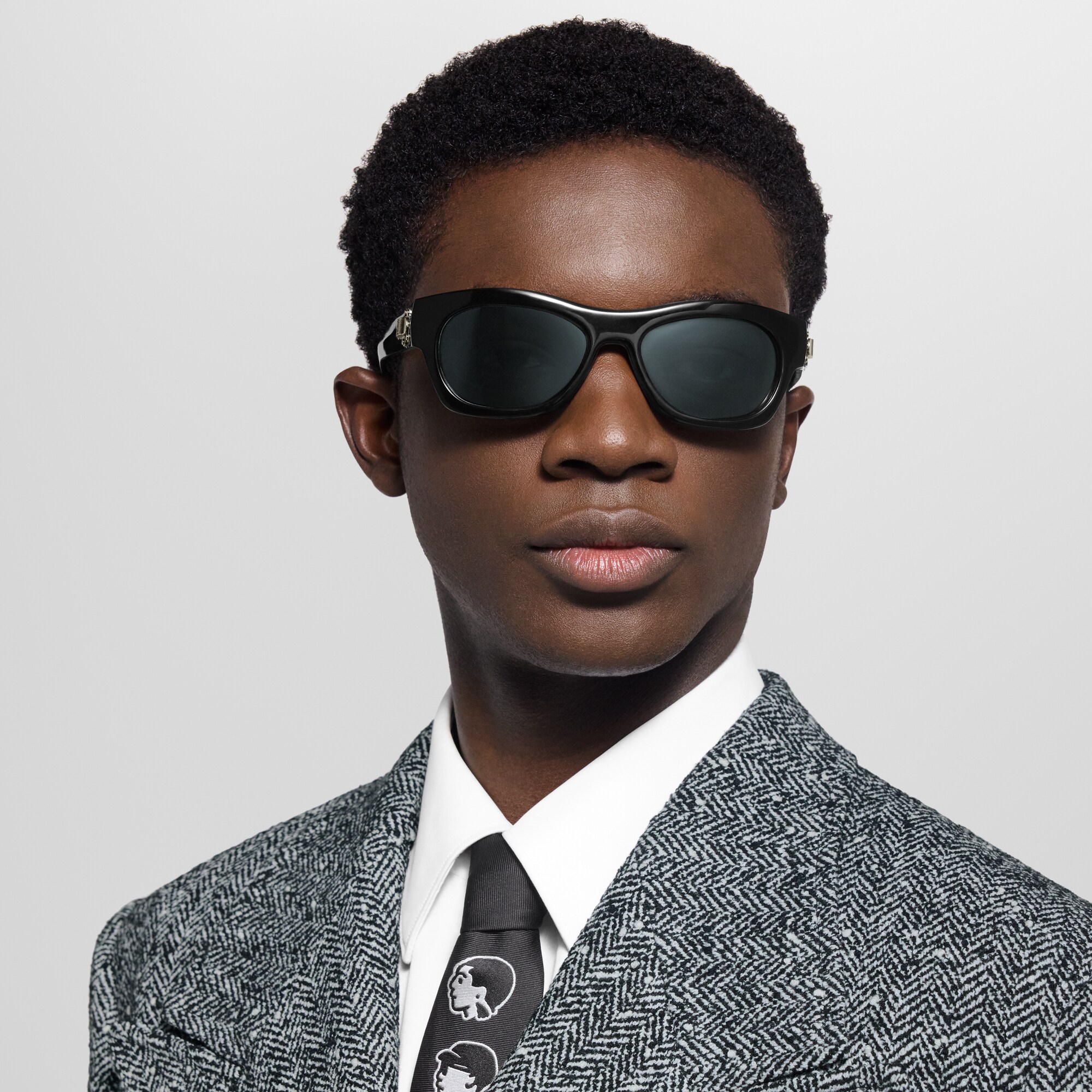 LV Frog Round Square Sunglasses S00 in Men