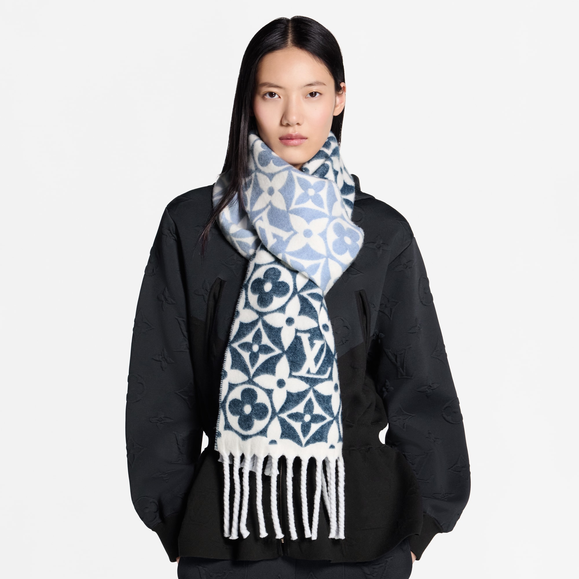 LV Frosty Gradient Scarf S00 in Women
