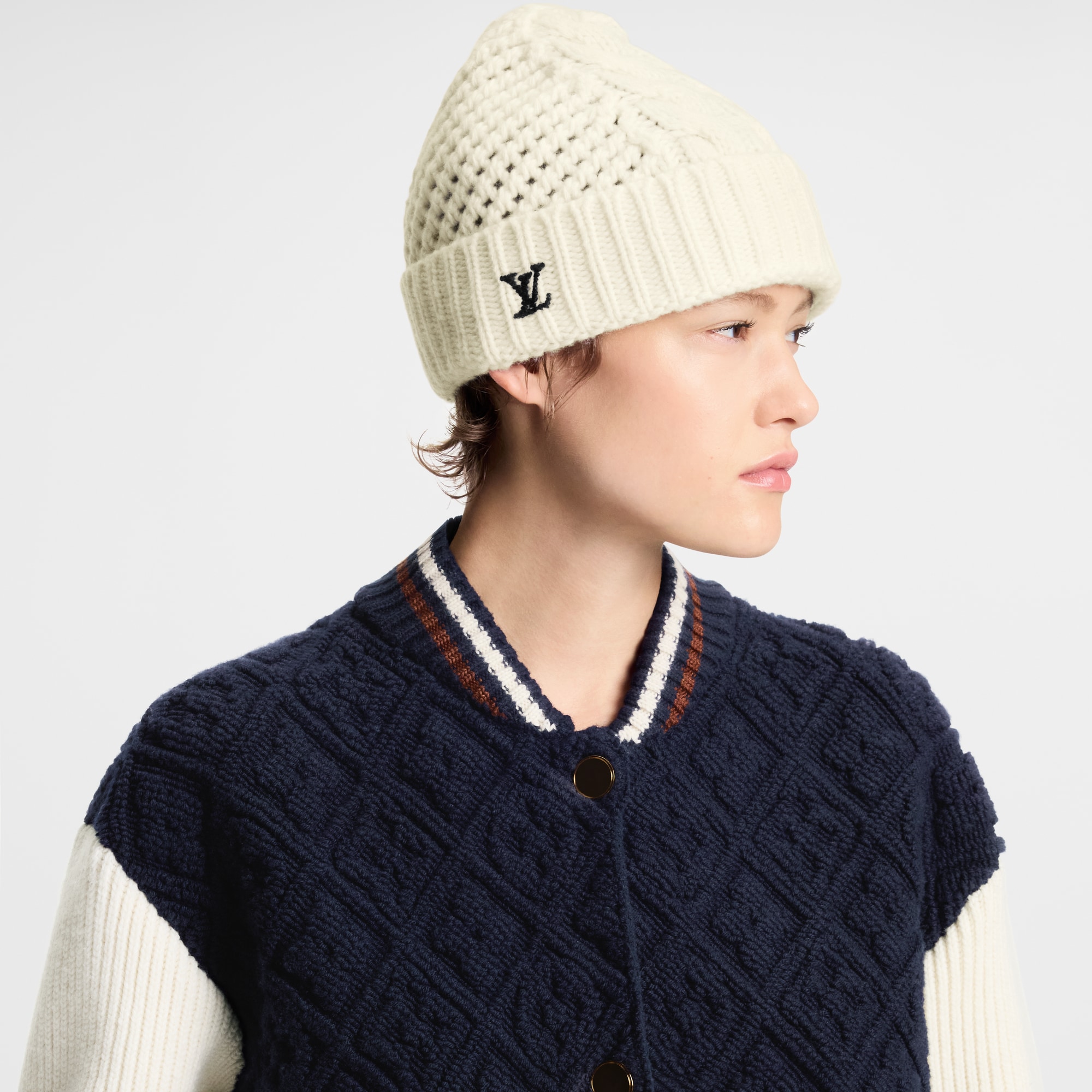 LV Holiday Beanie S00 in Women