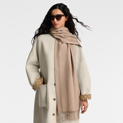 LV Icon Scarf S00 in Women's Accessories Scarves collections by Louis Vuitton (Product zoom)