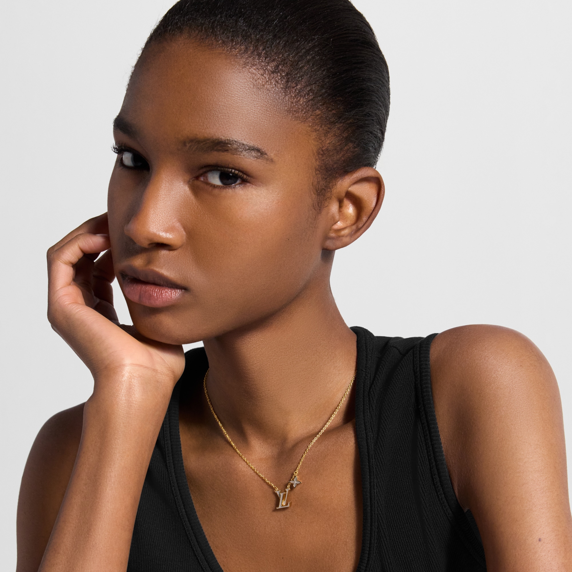 LOUIS VUITTON ネックレス M02146 LV Iconic Enamel Necklace S00 