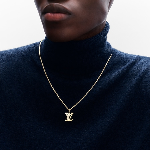 LV Idylle Blossom Pendant, Yellow Gold And Diamonds in Jewellery's Categories Necklaces and Pendants collections by Louis Vuitton (Product zoom)