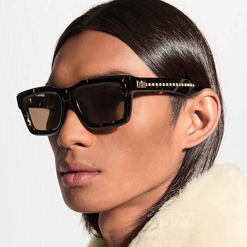 LV Journey Square Sunglasses S00 in Men's Accessories Eyewear collections by Louis Vuitton (Product zoom)
