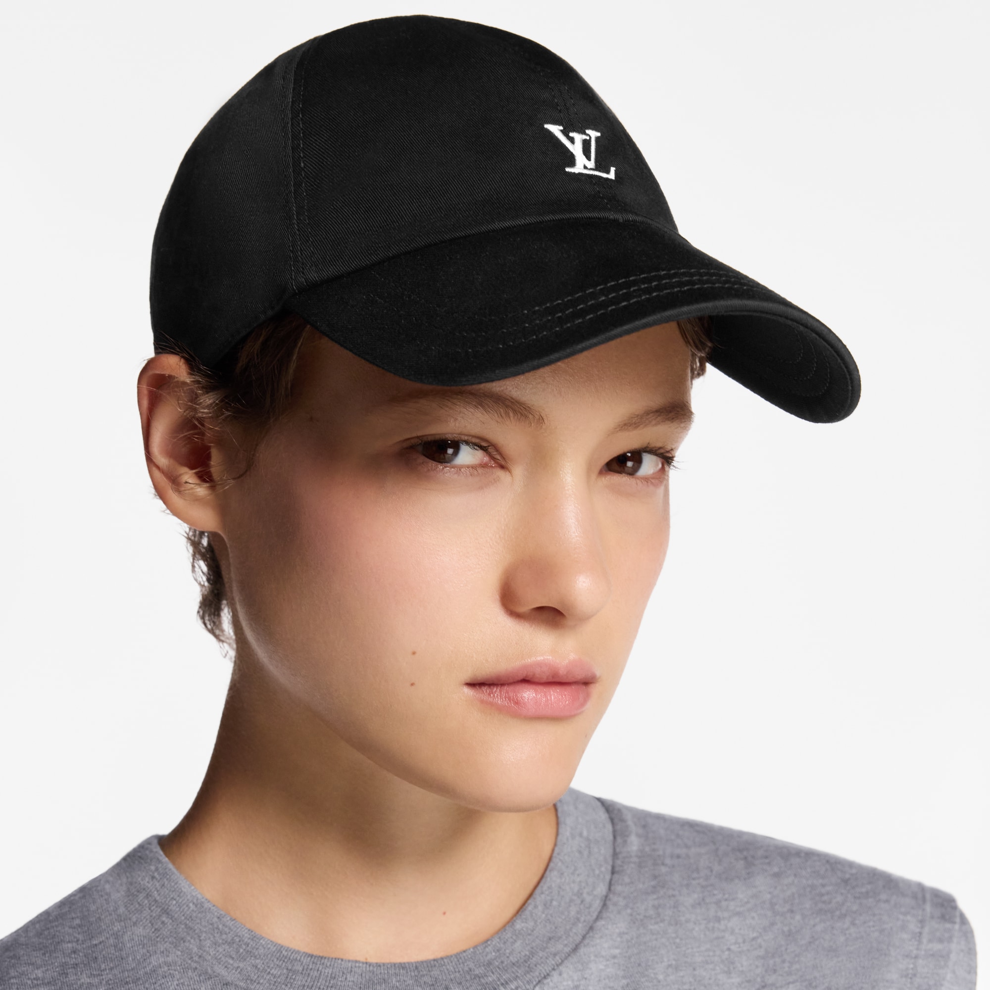 LV League Cap S00 in Women