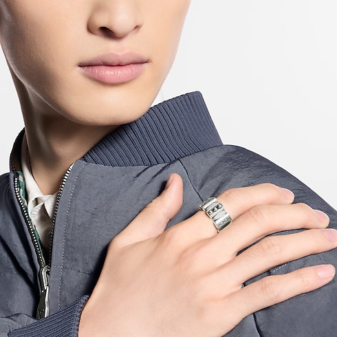 LV Lozine Ring S00 in Men's Fashion Jewelry Rings collections by Louis Vuitton (Product zoom)