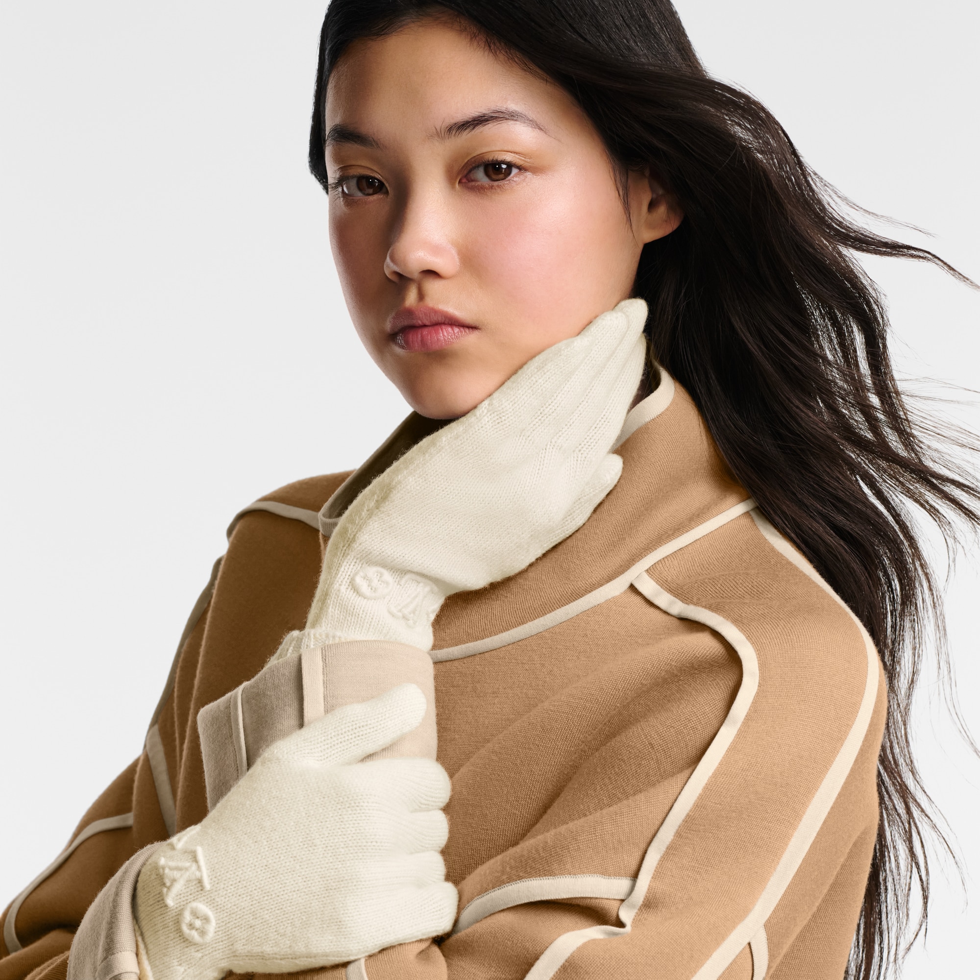 LV Monogram 3D Gloves S00 in Women