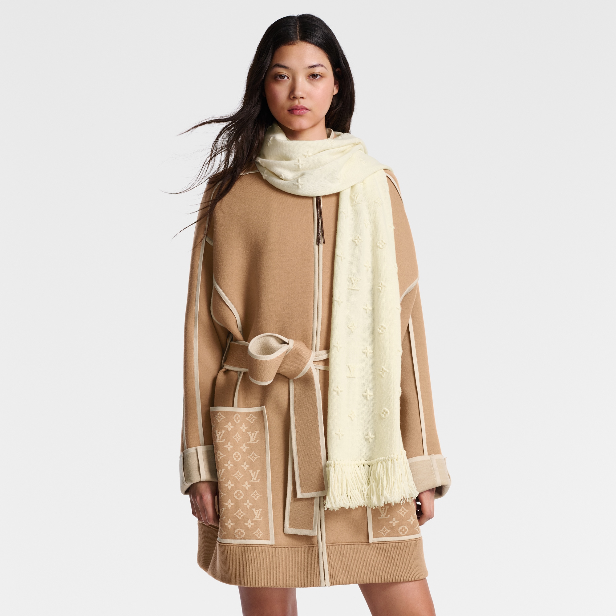 LV Monogram 3D Scarf S00 in Women