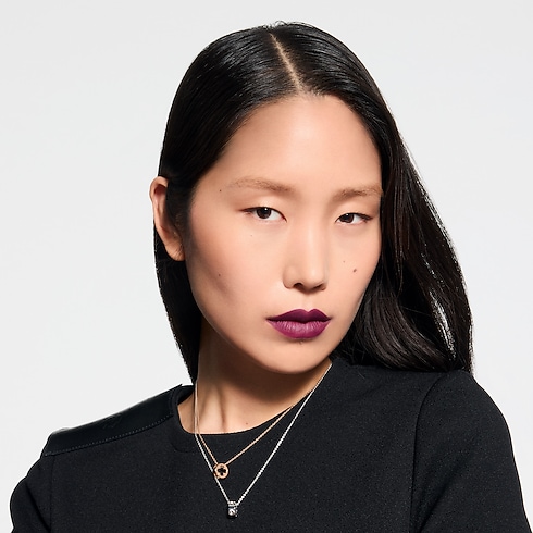 LV Rouge - Matte Lipstick in Perfumes and Beauty 's Lips } collections by Louis Vuitton (Product zoom)