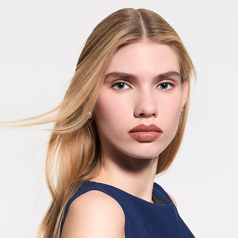 LV Rouge - Satin Lipstick in Perfumes and Beauty 's Lips } collections by Louis Vuitton (Product zoom)