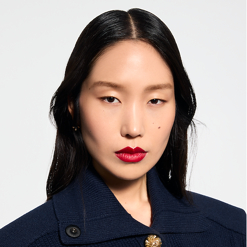 LV Rouge - Satin Lipstick in Perfumes and Beauty 's Lips } collections by Louis Vuitton (Product zoom)